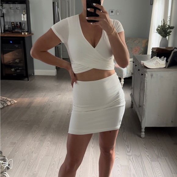 Lulu’s “By Your Side” Ivory Two Piece - Picture 3 of 3